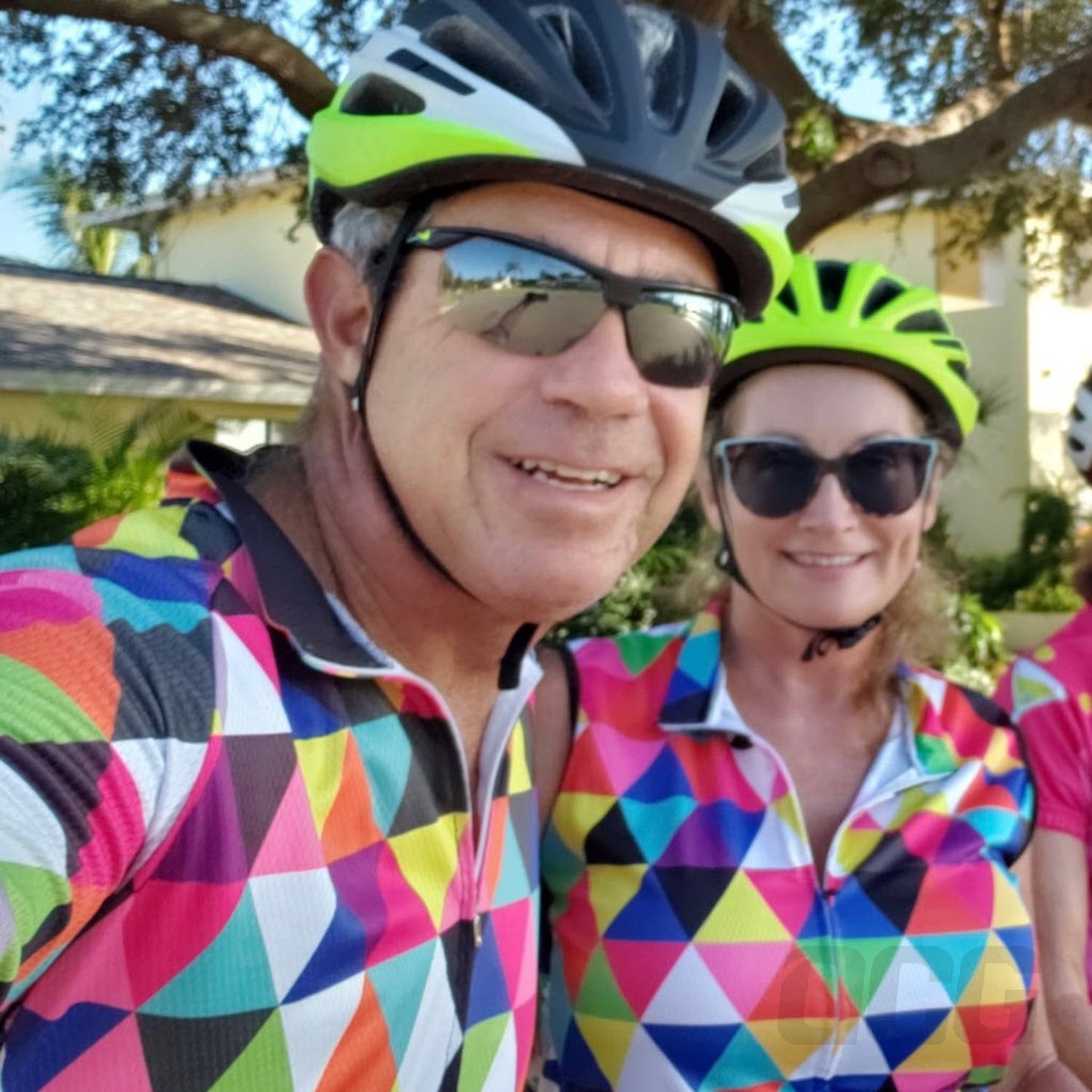 Men's High Viz Color Triangles Short Sleeve Cycling Jersey