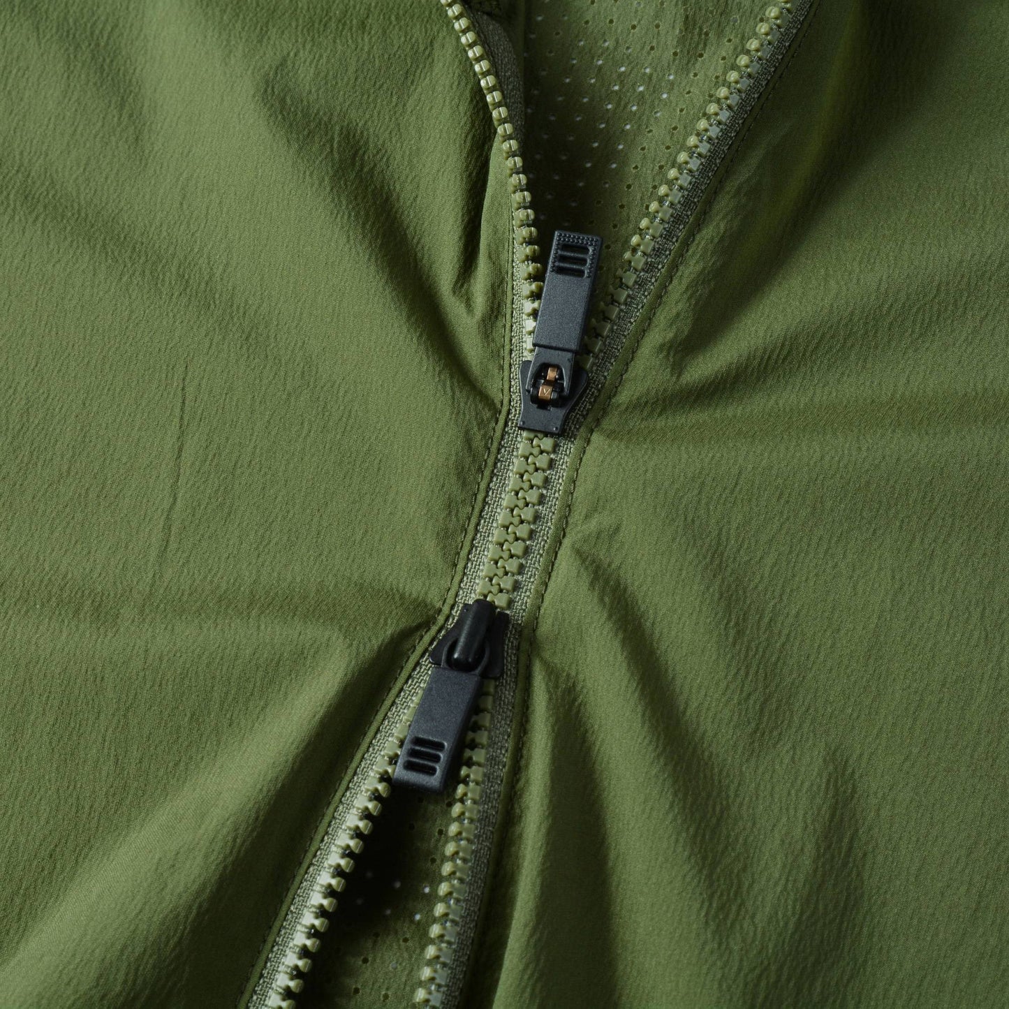 Tramuntana Lightweight Wind Jacket - Dark Green